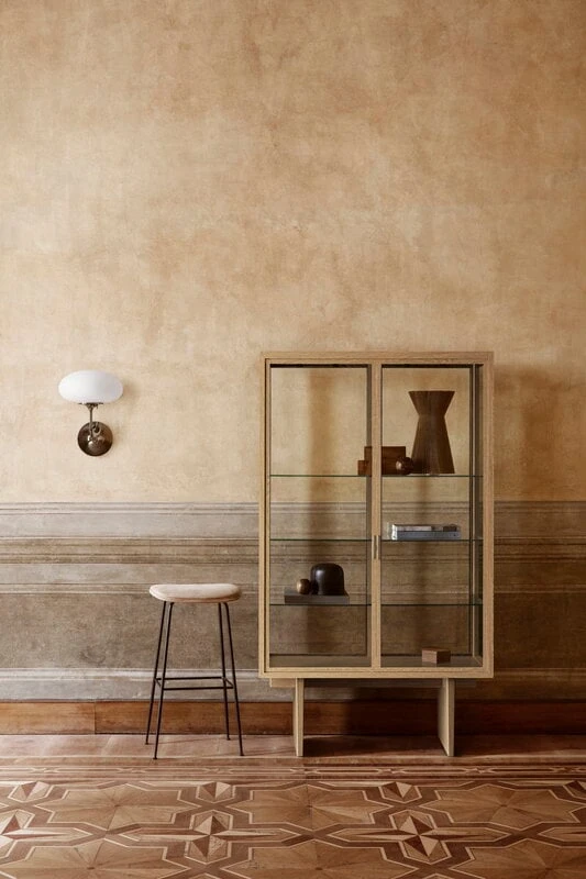 GUBI Private Vitrine, Light Stained Oak 7 GUBI Private Vitrine, Light Stained Oak - Image 5