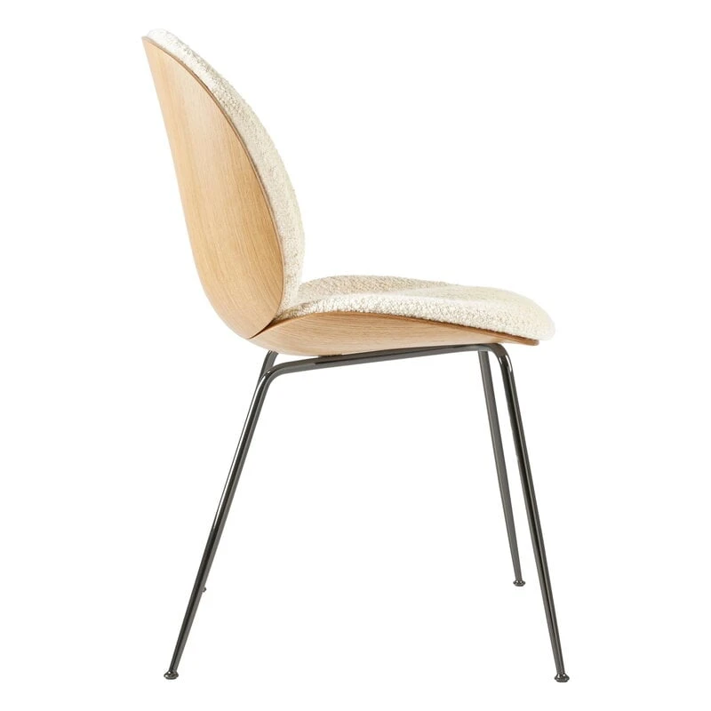 GUBI Beetle Chair, Black Chrome - Oak - Karakorum 001 4 GUBI Beetle Chair, Black Chrome - Oak - Karakorum 001 - Image 2
