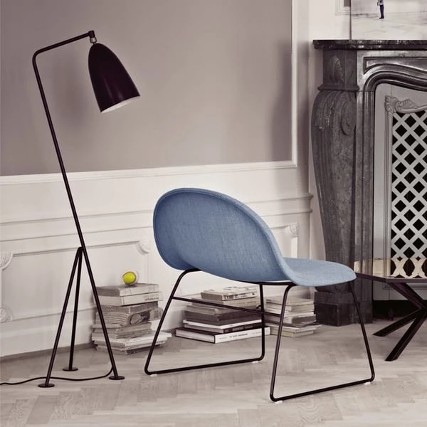 GUBI Gräshoppa Floor Lamp, Jet Black 4 GUBI Gräshoppa Floor Lamp, Jet Black - Image 2