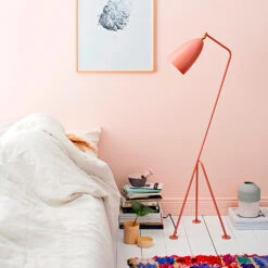 GUBI Gräshoppa Floor Lamp, Vintage Red 10 GUBI Gräshoppa Floor Lamp, Vintage Red -Gubi 169Gubi iso