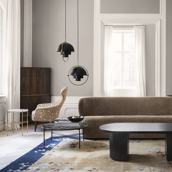 GUBI Multi-Lite Pendant, Brass - White 4 GUBI Multi-Lite Pendant, Brass - White - Image 2