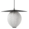GUBI Satellite Pendant, Medium, White 1 GUBI Satellite Pendant, Medium, White -Gubi 185Gubi iso fv