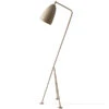 GUBI Gräshoppa Floor Lamp, Warm Grey 2 GUBI Gräshoppa Floor Lamp, Warm Grey -Gubi 20Gubi beige iso