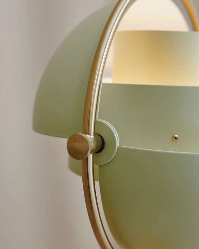 GUBI Multi-Lite Table Lamp, Brass - Desert Sage 6 GUBI Multi-Lite Table Lamp, Brass - Desert Sage - Image 4