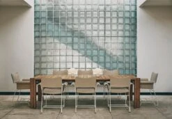 GUBI Tropique Chair, White - Udine 12 10 GUBI Tropique Chair, White - Udine 12 -Gubi GUBI Gubi Goes Al Fresco Atmosfera Tropique Obello