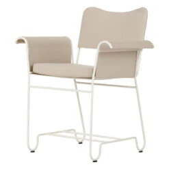 GUBI Tropique Chair, Classic White - Leslie 12