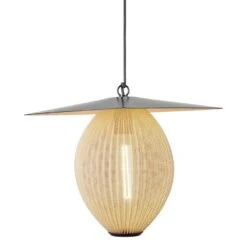 GUBI Satellite Outdoor Pendant, 27 Cm, Black - Cream White 10 GUBI Satellite Outdoor Pendant, 27 Cm, Black - Cream White -Gubi Gubi 2023 FRT Satelite Pendant 7 Cream White Semi Matt On