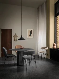 GUBI Violin Chair, Fully Upholstered, Around Boucle 023 12 GUBI Violin Chair, Fully Upholstered, Around Boucle 023 -Gubi Gubi Etail Epic Violin SemiPendant