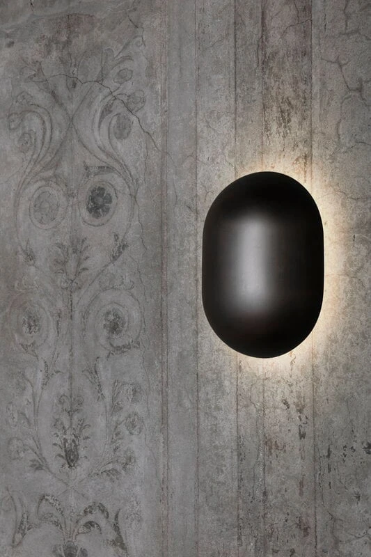 GUBI Howard Wall Lamp, Gunmetal Brass 7 GUBI Howard Wall Lamp, Gunmetal Brass - Image 5