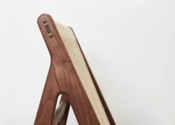 GUBI MR01 Initial Chair, Oiled Walnut 12 GUBI MR01 Initial Chair, Oiled Walnut -Gubi MR01 Initial Craftsmanship GUBI28