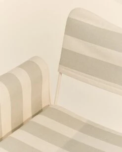 GUBI Tropique Chair With Fringes, Classic White - Leslie Stripe 20 8 GUBI Tropique Chair With Fringes, Classic White - Leslie Stripe 20 -Gubi Tropique 3 1